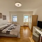 Revliving Haus Clara Am Berg Mit Kleinem Garten