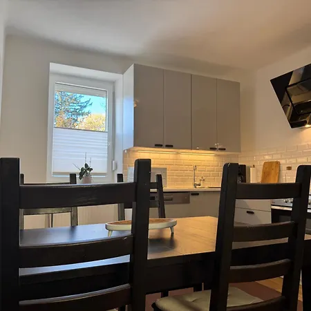 Revliving Haus Clara Am Berg Mit Kleinem Garten * Baden