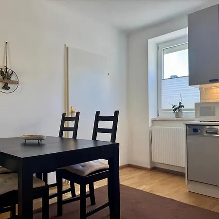 Revliving Haus Clara Am Berg Mit Kleinem Garten Feriehus *