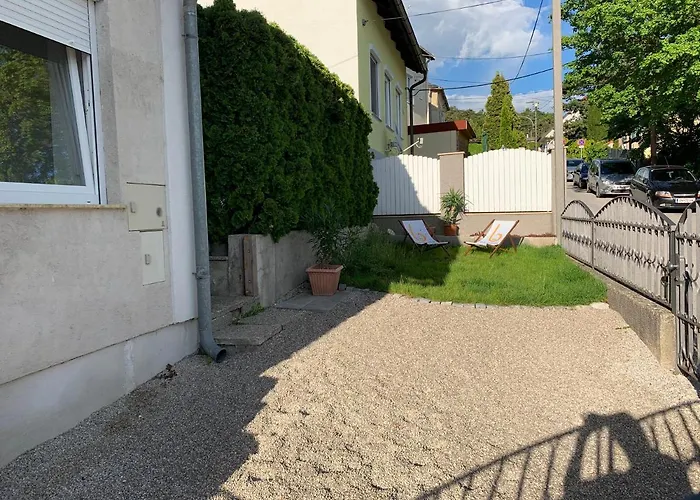 Сasa de vacaciones Revliving Haus Clara Am Berg Mit Kleinem Garten