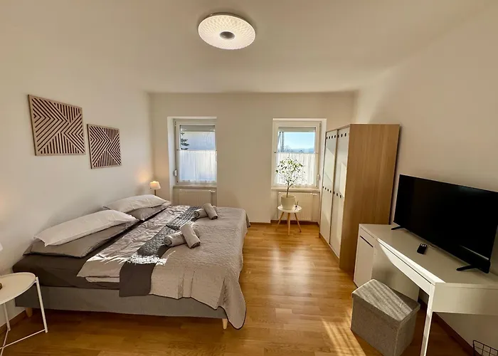 Revliving Haus Clara Am Berg Mit Kleinem Garten